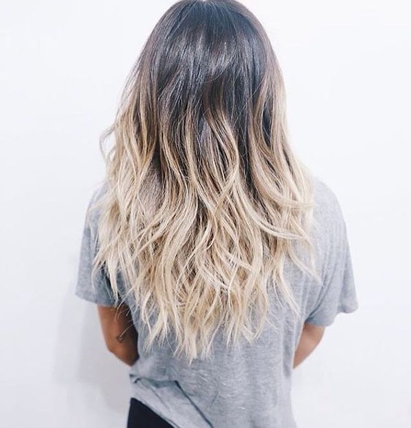 5. Классическое омбре - это осветление кончиков с плавным переходом к темным корням.