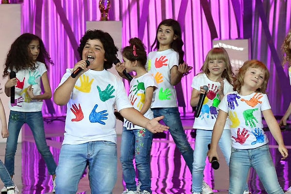 3. И кому, как не ему знать, как важна поддержка молодым талантам.