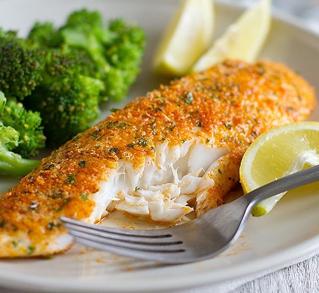 4. Balık+Ekmek Kırıntısı+Limon+Yumurta+Pul Biber/Kekik