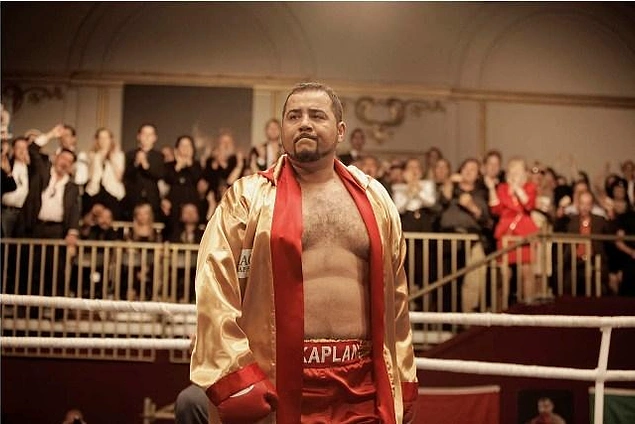 2012 yılında, başrolünü Ata Demirer'in oynadığı Berlin Kaplanı adlı filmde hem oyuncu olarak yer aldı, hem de yapımcılığını üstlendi.