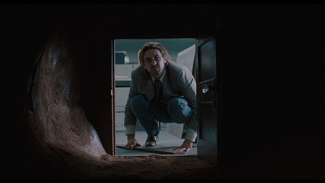 9. Being John Malkovich / John Malkovich Olmak (1999)