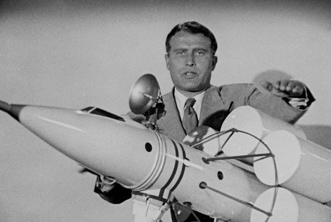 ABD'nin Ay'a Ayak Basmasını Sağlayan Alman Asıllı Roket Uzmanı: Wernher von Braun