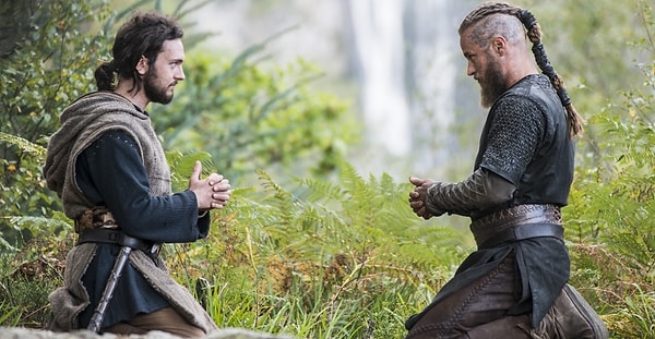 15. Рагнар и Ательстан (сериал «Викинги»)
