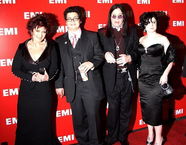 Osbourne ailesinin özel hayatlarının konu alındığı program, MTV’de yayınlanmış ve izlenme rekorları kırmıştı.