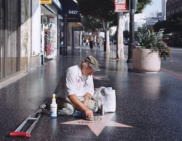 9. "Legless Star Cleaner on the Hollywood Walk of Fame", Juliana Sohn, 2005.