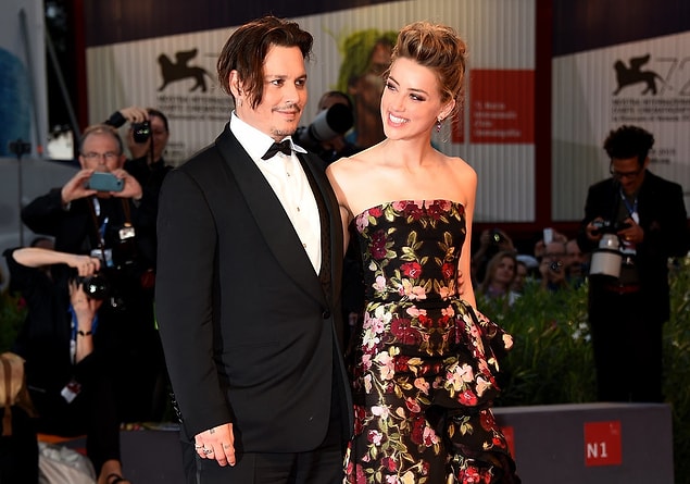 Kısa bir süre önce annesini kaybeden Johnny Depp için ikinci büyük darbe
