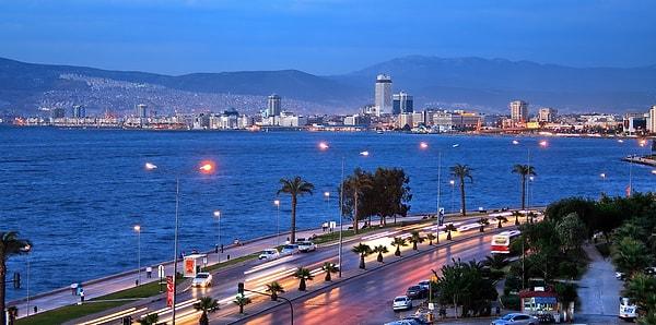 9. İzmir, Kütüphane Kullanıcı Sayısı: 536.250