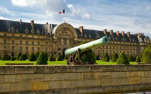 11. Les Invalides, askeri tarih için mutlaka görün