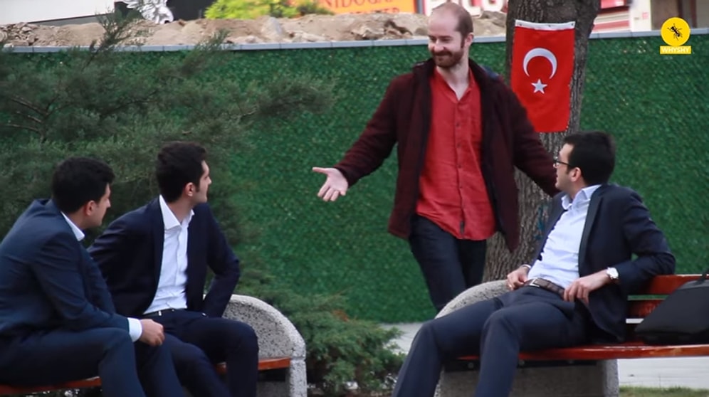 İnsanların Yanlarına Gidip Muhabbetlerini Baltalamak | WhyShy