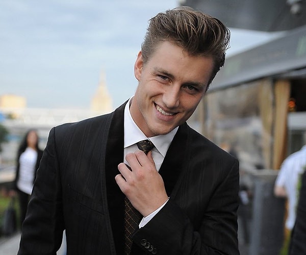 9. И в этом выпуске мы, наконец, узнаем, кому достанется сердце самого завидного жениха России