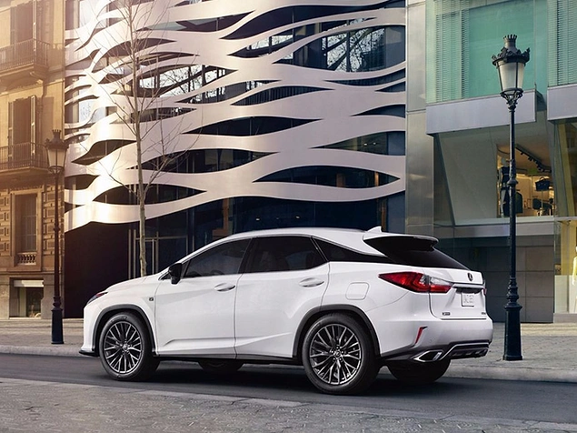 Лучший кроссовер класса люкс: Lexus RX