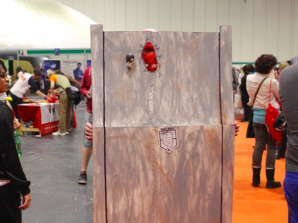 24. Сценка из аниме "Атака на титанов"