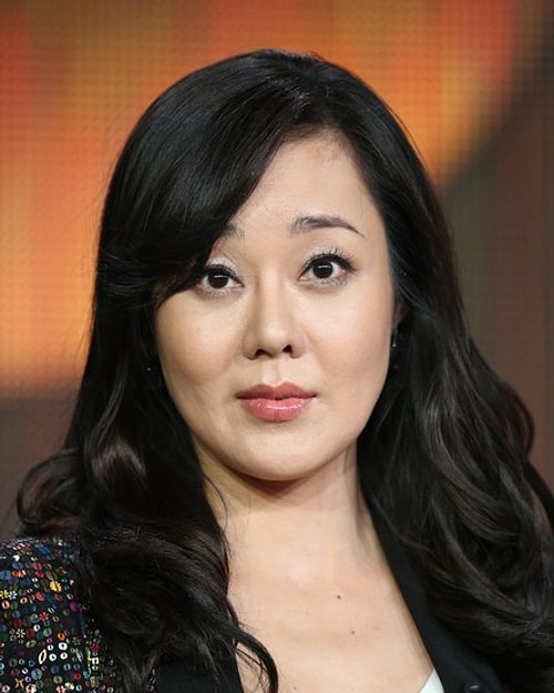 Yunjin Kim (Sun-Hwa Kwon - Sezon 1 / 2004)