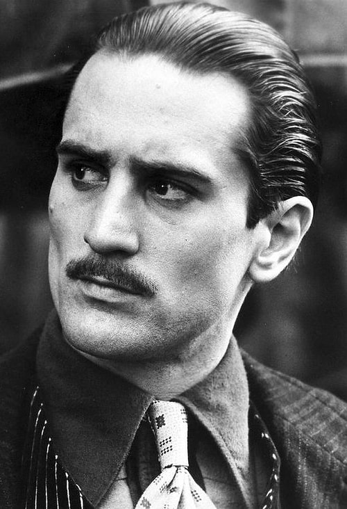 Genç Vito Corleone (Robert De Niro) - Baran Akbulut