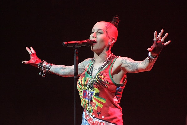 18. Наргиз никогда не оставляла попыток стать известной