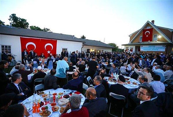 Erdoğan, Ahıska Türklerinin verdiği iftara katıldıktan sonra İstanbul'a hareket etti