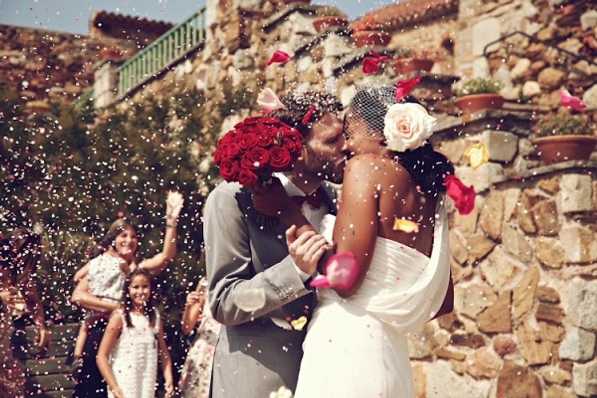 Love spain. Свадьба в Испании традиции. Традиционная испанская свадьба. Свадебные обряды в Испании. Аргентинская свадьба.