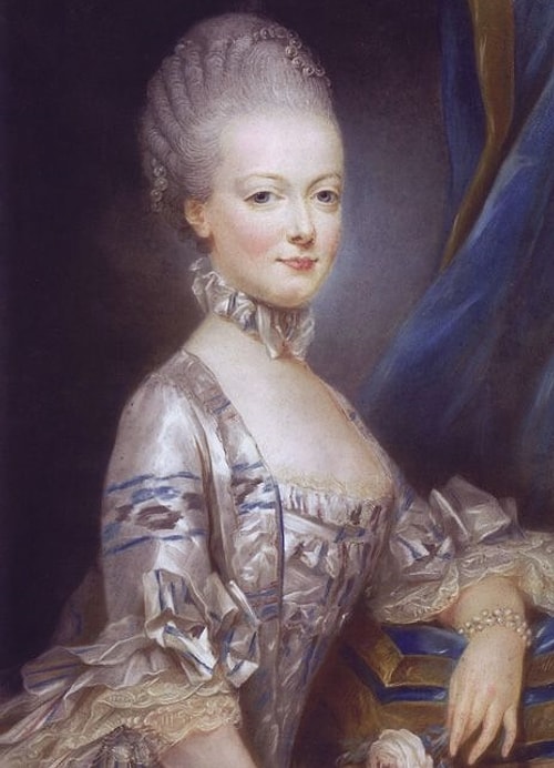 Fransa Kraliçesi Marie Antoinette / "Marie Antoinette" filminde Kirsten Dunst