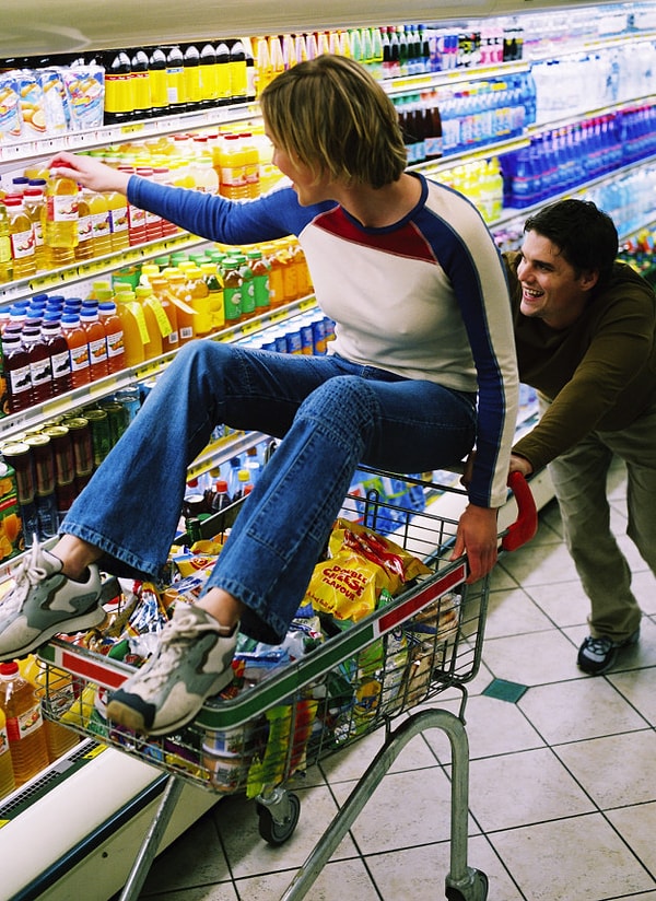 16. Отправьтесь по магазинам, скупая все, что хотите