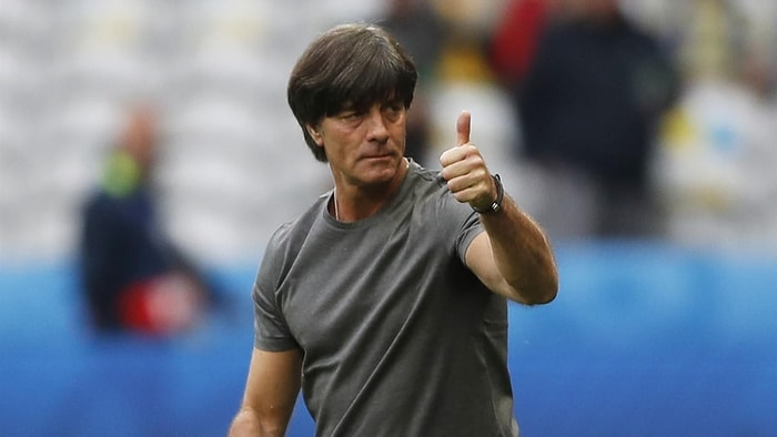 Löw Özür Diledi: "Bazen Böyle Hareketleri Şuursuzca Yapabiliyorsunuz"