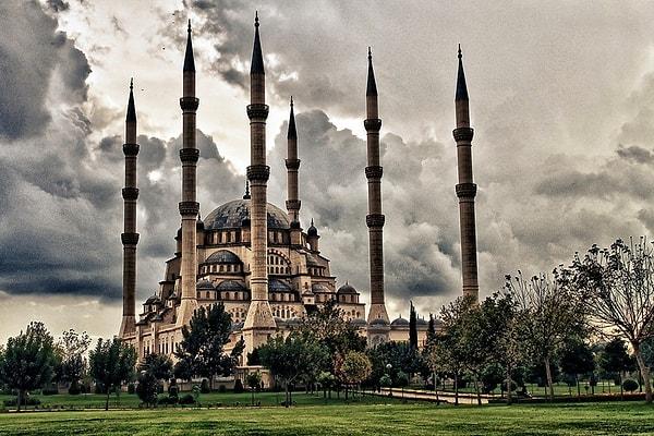 19. Adana, 1362 cami