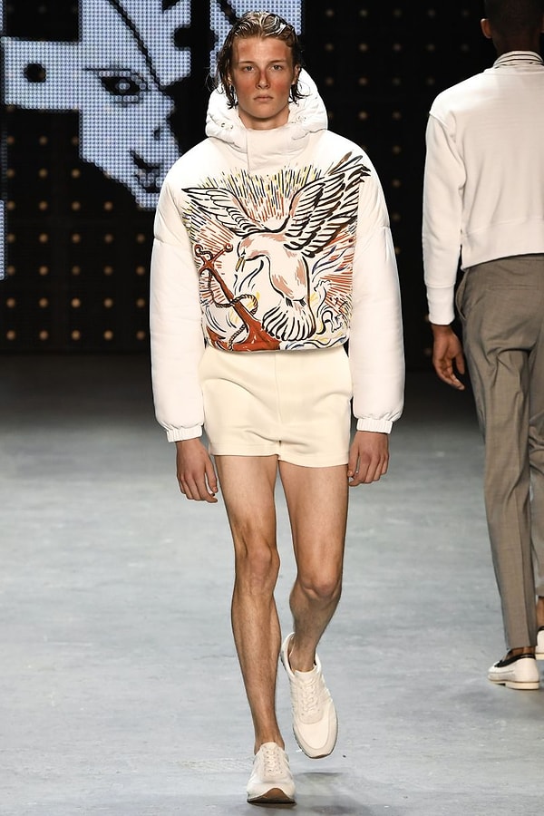 4. Чего не скажешь о новомодных веяниях.