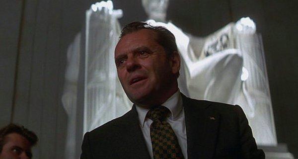 21. Nixon (1995)