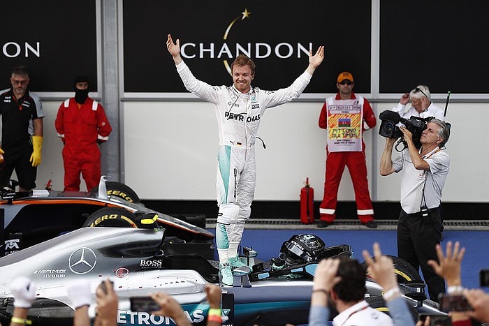 Azerbaycan'da Düzenlenen Yarışta Zafer Nico Rosberg'in!