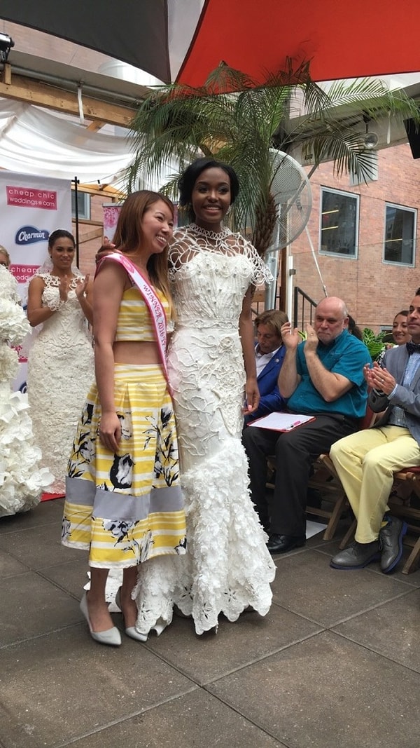 Свое платье она делала по образу Снежной Королевы.