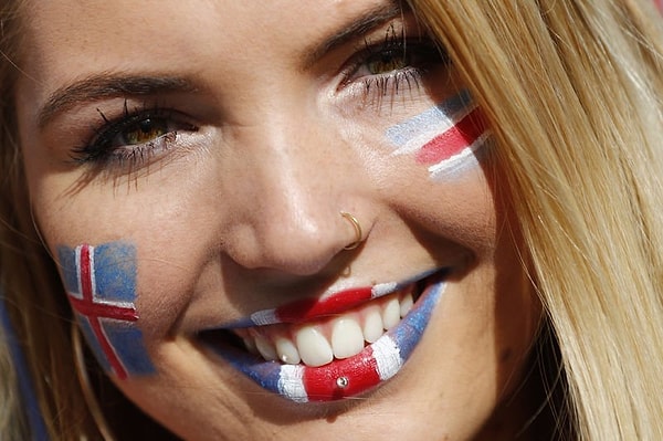 10. Исландия впервые принимает участие в Евро.