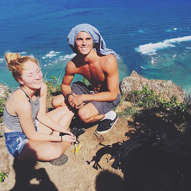 16. Climbing the rocks with a sea view,