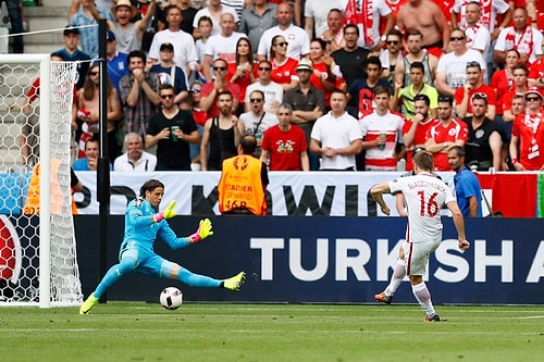 Euro 2016'da İlk Çeyrek Finalist Polonya Oldu