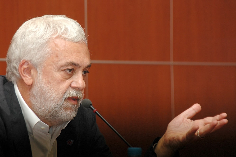 Efsane Geri Döndü: İtalya-İspanya Maçını Ömer Üründül Yorumladı