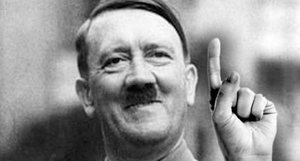 Çoğunuzun malumu üzere Hitler'in 1 (bir) adet testisi olduğu birçok kesim tarafından dillendirilen ve neredeyse kesinleşmiş bir durumdu.