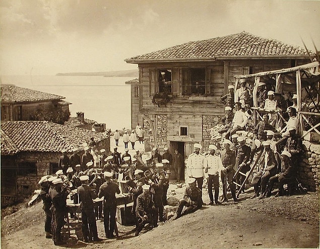 Şimdiki Avcılar'a bağlı Ambarlı Köyü