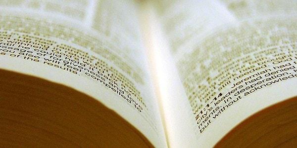 10. İncil 2454 dilde yazılıdır.