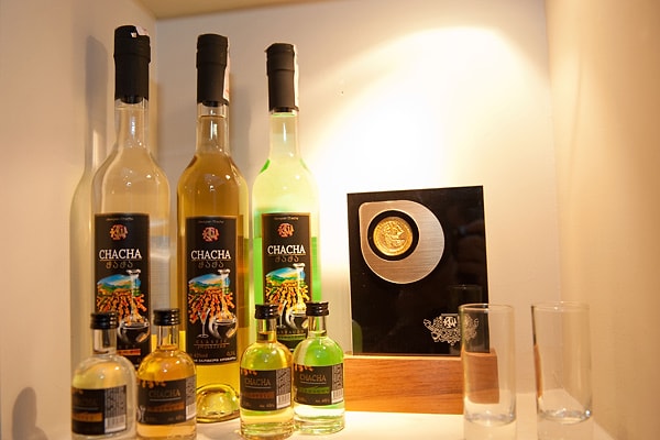 16. Грузия - чача.