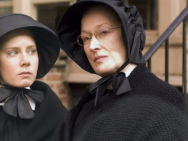 3. Мерил Стрип вяжет