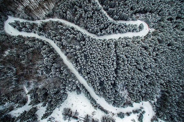 Дорога к озеру св. Анны, Румыния