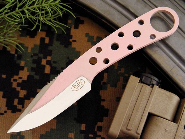 3. This doesn't look like an ordinary knife you could use for food.