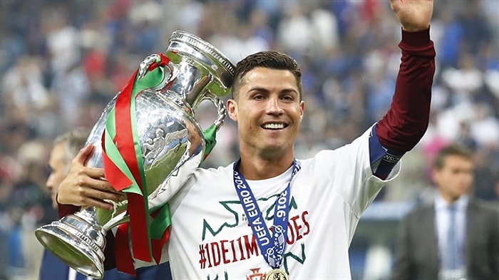 Ronaldo, EURO 2016 Primini Çocukların Tedavisi İçin Bağışladı