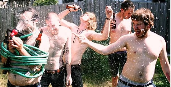 13 странностей в поведении мужчин, о которых женщинам лучше не знать