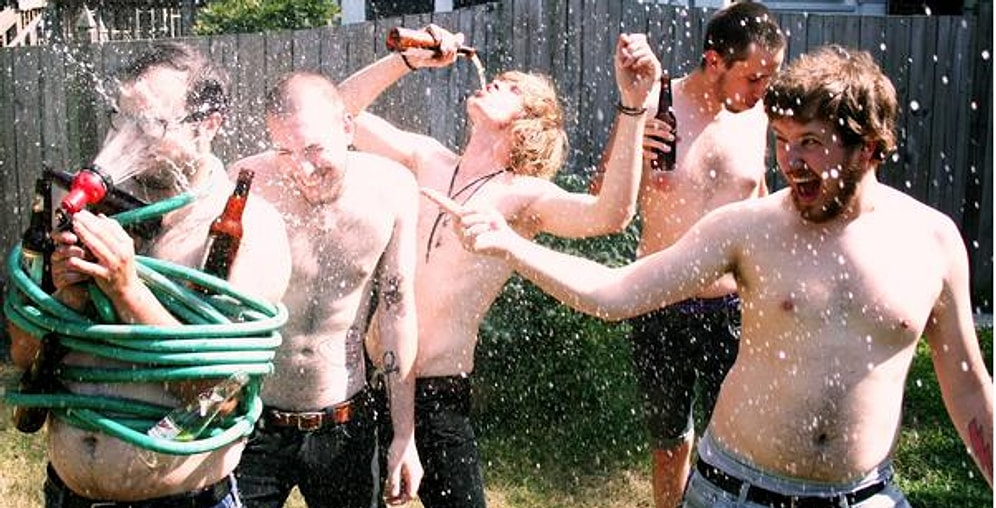 13 странностей в поведении мужчин, о которых женщинам лучше не знать