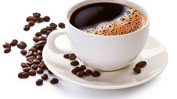 5. Kafein vücutta su kaybına sebep olmaz. Kafeinin idrar söktürücü etkisini kahveye katılan su etkisiz hâle getirir.