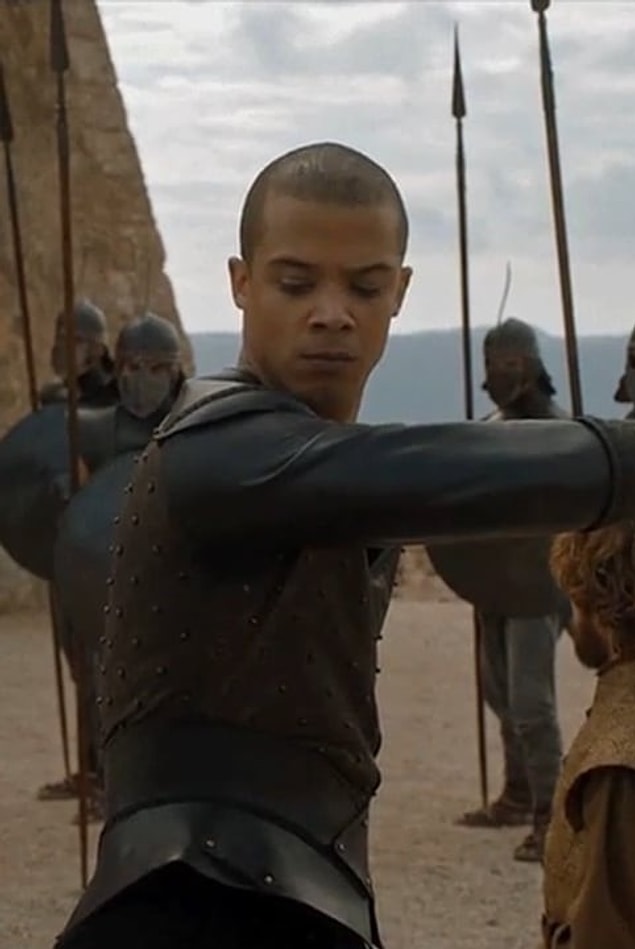 17. Gri Solucan - Jacob Anderson