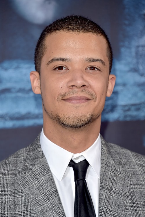 Gri Solucan - Jacob Anderson