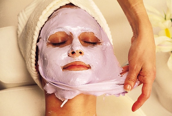 2. Расхаживать при нем в маске