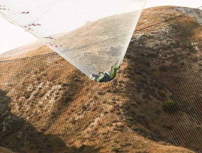 7620 Metreden Paraşütsüz Atlayan İlk İnsan: Luke Aikins