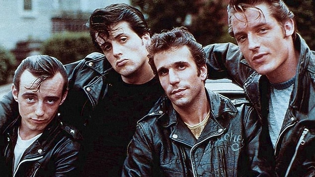 Nasıl bir gerginlikse artık, set molasında Gere, Stallone'un pantolonuna hardal ve tavuk yağı fırlatmış...