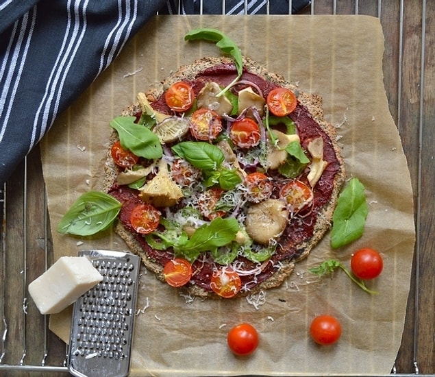 9. Chia ve karabuğdaylı pizza